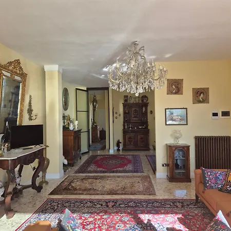 Confortevole バーリ